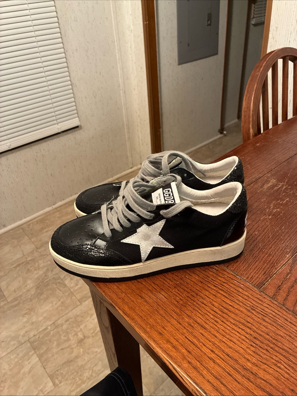 Golden Goose Style Shoes Women’s 40 Ballstar Black Canvas Cracked Upper - Picture 16 of 16